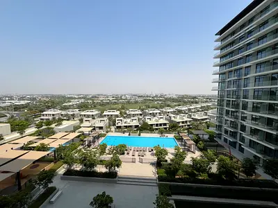 Pool View| Large Layout | 1 Bed