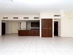 Vacant | Spacious Layout | Negotiable