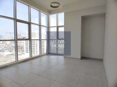Biggest Layout l Maid's + Laundry l Closed Kitchen l Family Bright Unit