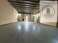 For rent at an excellent price: 3000 sq ft, 60 kW electricity, on a main street