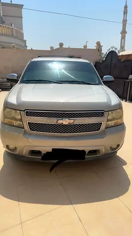 Chevrolet Suburban 2008 | Spacious V8 SUV | American Specs