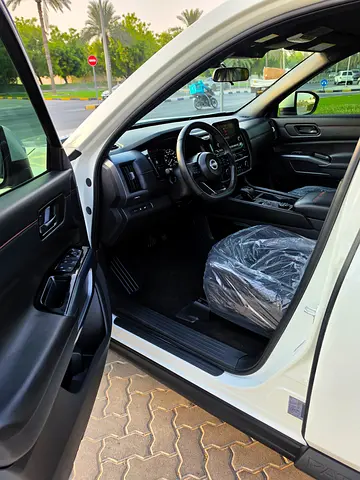 Nissan Pathfinder Silver Edition, миниатюра 19