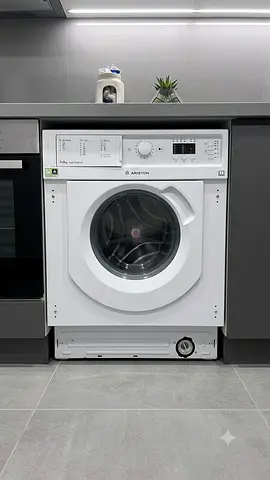 Ariston Built-in Washer Dryer – 7kg Wash / 5kg Dry | Latest Model | Good Condition