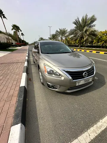 2015 Nissan ALTIMA 照片 8