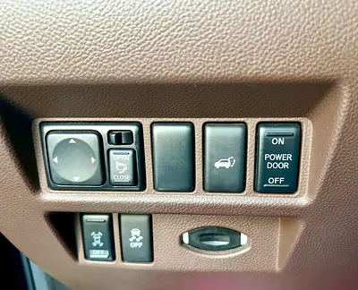 صورة 6 لـ 2016 Infiniti QX70