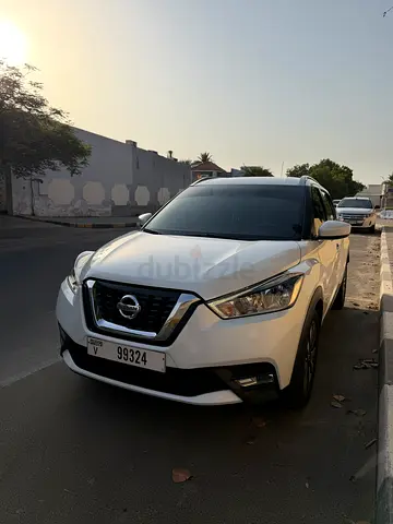 Nissan Kicks White