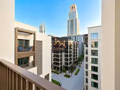 High floor | Corner unit | Creek Marina & Courtyard Views