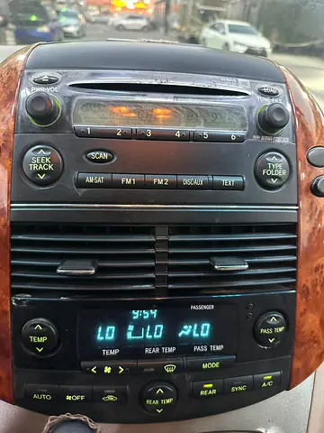 صورة 12 لـ 2006 Toyota SIENNA