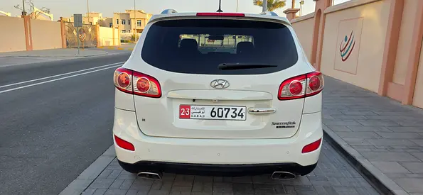 2011 Hyundai SANTA FE — миниатюра 5