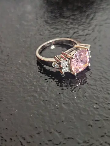 Lab-Grown Pink Diamond Jewellery Set - ring, earings, necklace