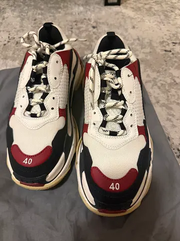 Authentic balenciaga triple S sneakers like new