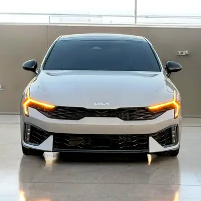 2026 Kia K5 GT-Line — zdjęcie 2