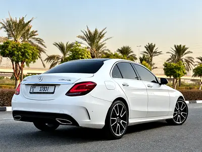 2019 Mercedes-BENZ C-CLASS 缩略图 3