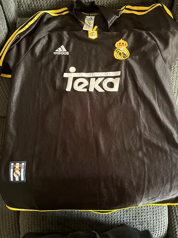 Real Madrid black Adidas vintage football jersey (men's)