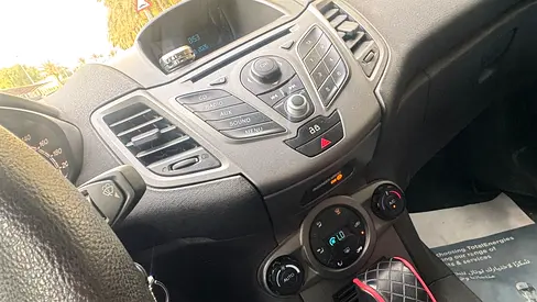 2014 FORD FIESTA 照片 9
