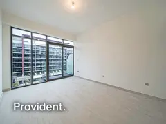 Unfurnished | Ready to Move | Mid Floor