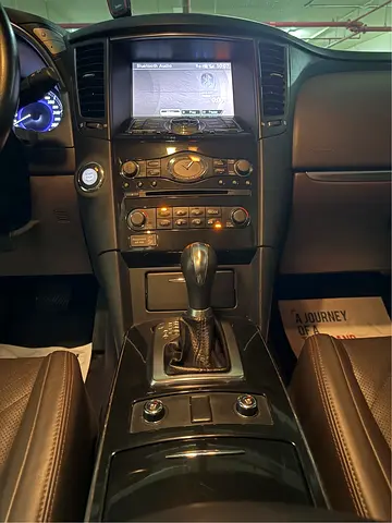 2018 Infiniti QX70 — фото 10