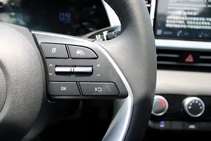 2025 Hyundai ELANTRA 照片 8
