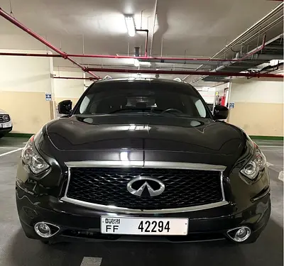 2018 Infiniti QX70 — фото 2
