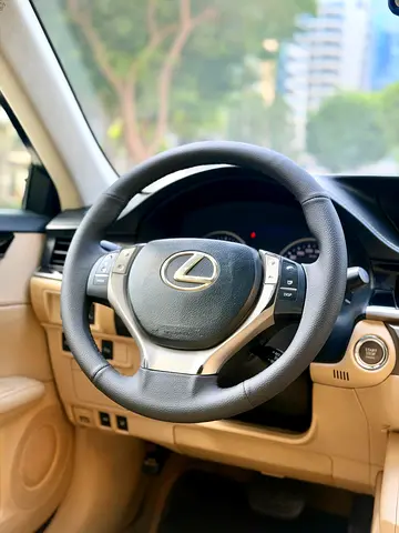 صورة 14 لـ 2013 Lexus ES-SERIES