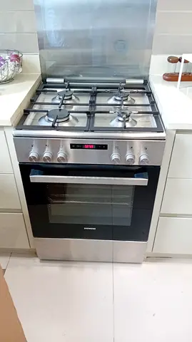Siemens top Gas oven Electric 60by60 cm