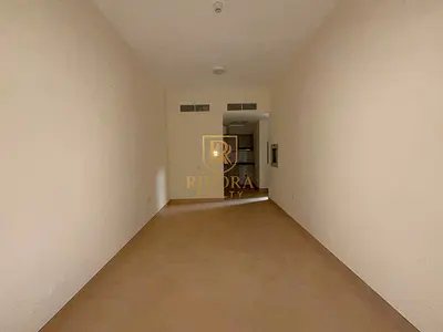 SPACIOUS STUDIO | BALCONY | PRIME LOCATION