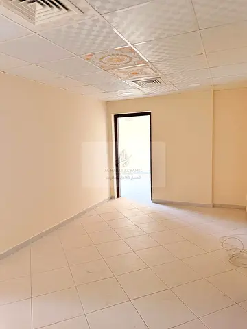 🏡✨ **3-Bedroom Apartment + Maid’s Room for Annual Rent – Al Majaz 3 | Sharjah** 📍 **Prime Location** 🛏️ 3 Bedrooms + Living Room 🧹 **Maid’s Room