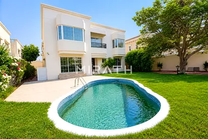INDEPENDENT SPACIOUS VILLA WITH POOL | GARDEN