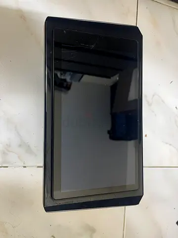 شاشة lcd