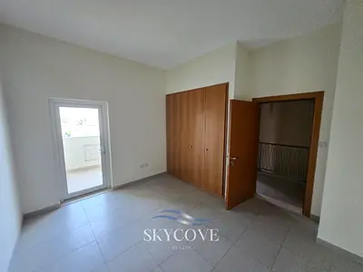 Park-Facing 3BR Townhouse | Single Row | Type B