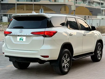 2022 Toyota FORTUNER 照片 8