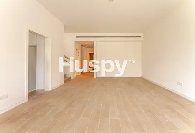 Vacant | Unfurnished | Landscaped