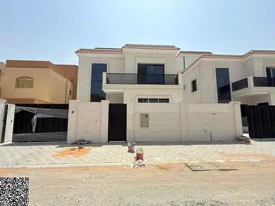 Villa for sale, 3400 sq m, ground floor, first floor, and roof, with spacious rooms, close to all amenities.