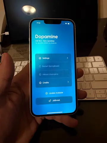 iPhone 14 128Gb Dopamine Jailbreak and Relaxin Support