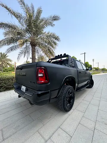 2025 Dodge RAM 1500 — фото 11