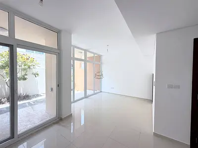 FULLY LAND SCAPED | L SHAPE GARDEN