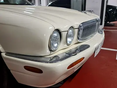 2001 Jaguar XJ 照片 9