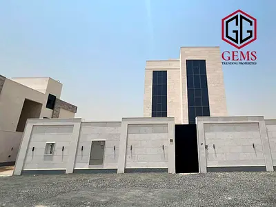 BRAND NEW | STUNNING | ELEVATOR | POOL | GARDEN