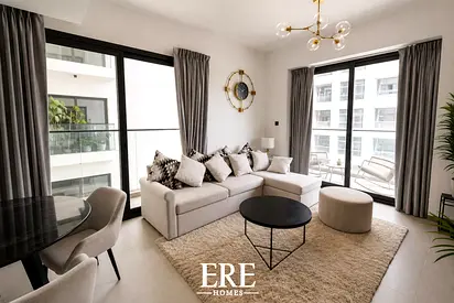 Bright & Spacious|Furnished | Well Maintained |