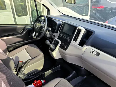 صورة 12 لـ 2026 Toyota HIACE