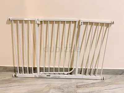 White Adjustable Baby Safety Gate
