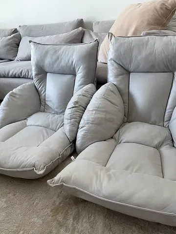Light grey 2 plush chairs — good condition
