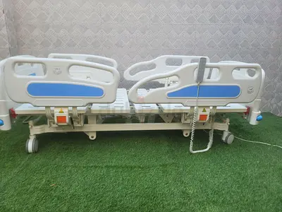 Medical electrical bed