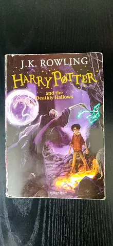 Harry Potter and the Deathly Hallows - Paperback