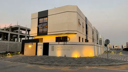 فيلا زاوية للبيع في الباهية – عجمان | 5 غرف ماستر | 3,500 قدم² | تصميم مودرن فاخر