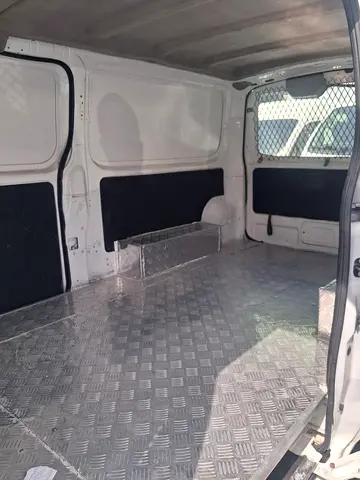 صورة 7 لـ 2022 Nissan URVAN