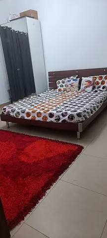 King size  Bed with Headboard and mattress in Good Condition