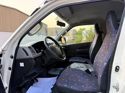 صورة 9 لـ 2013 Toyota HIACE