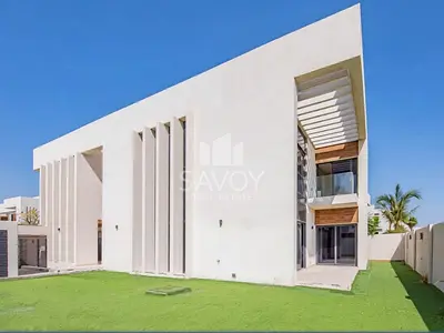 Spacious 4BR | Landscaped Garden | Prime Location