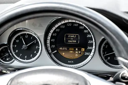 صورة 9 لـ 2012 Mercedes-BENZ E-CLASS
